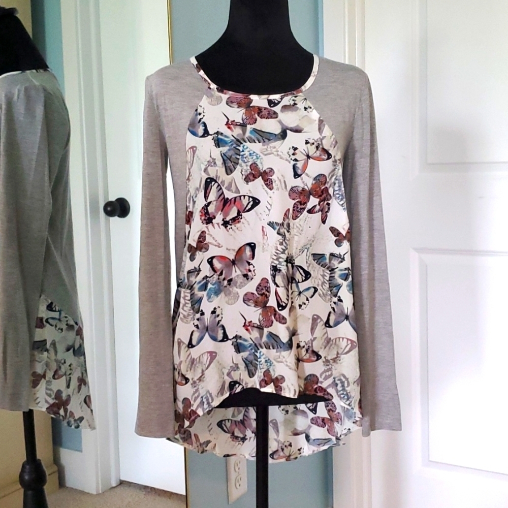 Xhilaration Flowy Top Tunic Butterflies XS